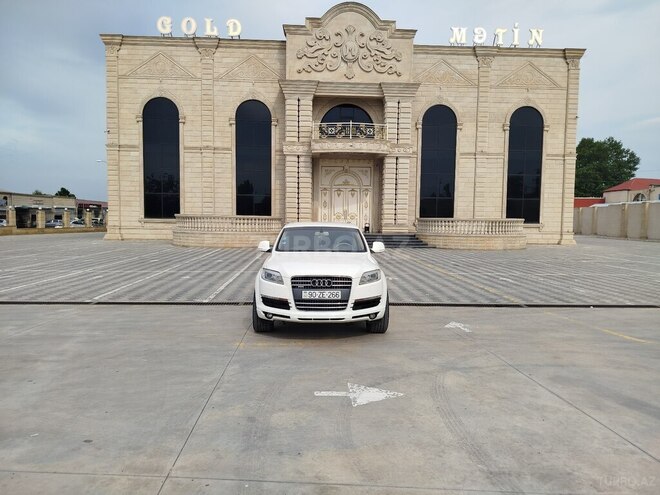 Audi Q7 2006, 152,800 km - 4.2 l - Bərdə