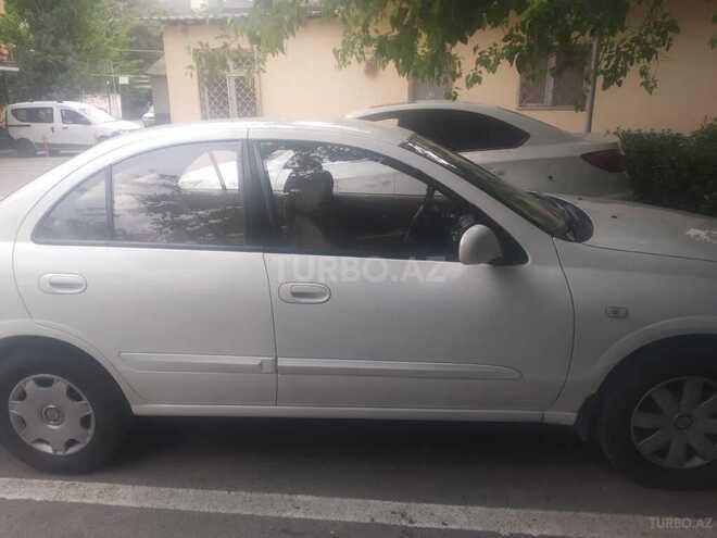 Nissan Sunny 2007, 307,300 km - 1.6 л - Bakı
