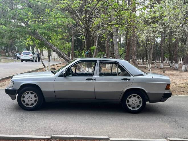Mercedes 190 1990, 353,833 km - 2.0 л - Sumqayıt