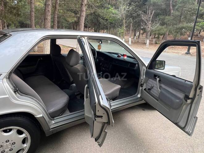Mercedes 190 1990, 353,833 km - 2.0 л - Sumqayıt