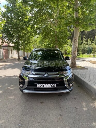 Mitsubishi Outlander 2016, 170,000 km - 2.4 l - Bakı
