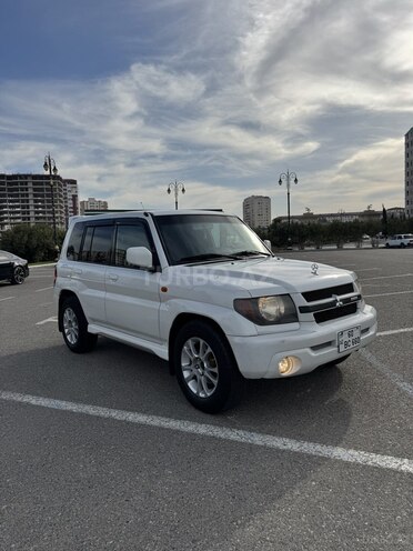 Mitsubishi Pajero io 2000, 300,000 km - 2.0 л - Sumqayıt