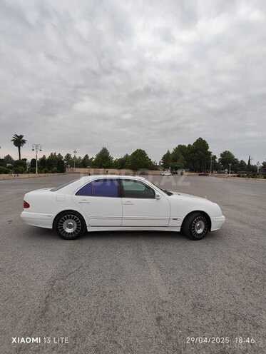 Mercedes E 270 2000, 300,000 km - 2.7 l - Bərdə