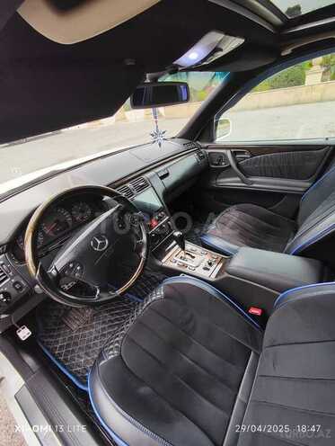 Mercedes E 270 2000, 300,000 km - 2.7 l - Bərdə