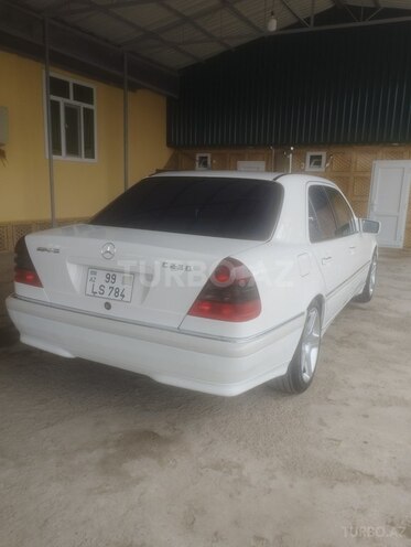 Mercedes C 230 1998, 303,166 km - 2.3 l - Saatlı