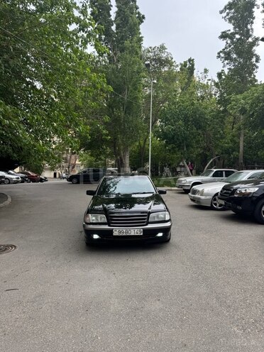 Mercedes C 240 1998, 342,421 km - 2.4 l - Bakı