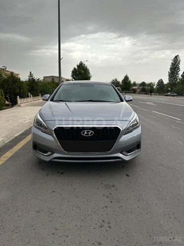 Hyundai Sonata-1
