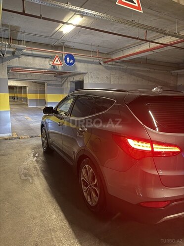 Hyundai Santa Fe-6