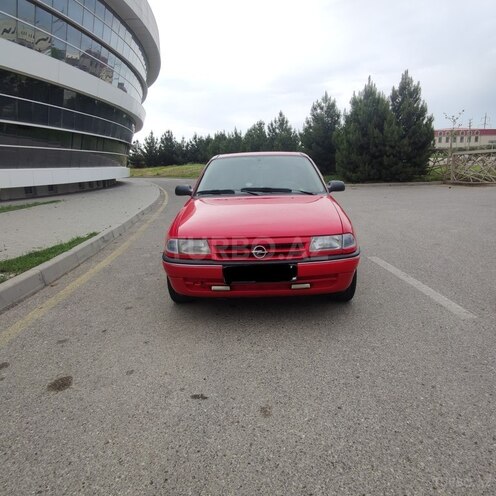 Opel Astra 1994, 265,321 km - 1.6 l - Bakı