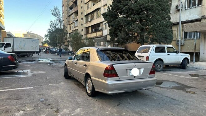 Mercedes C 200 1997, 336,000 km - 2.0 l - Bakı
