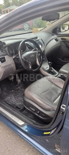 Hyundai Elantra 2015, 190,000 km - 1.8 л - Bakı