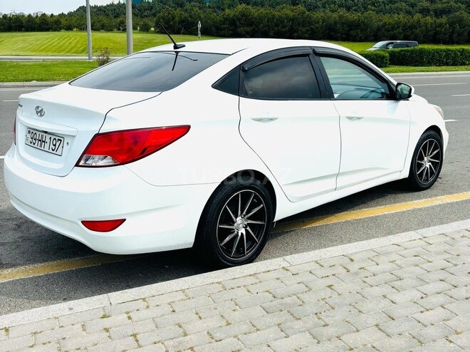 Hyundai Accent 2015, 208,000 km - 1.6 l - Bakı