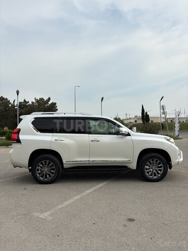 Toyota Land Cruiser Prado 2010, 170,000 km - 2.7 l - Bakı