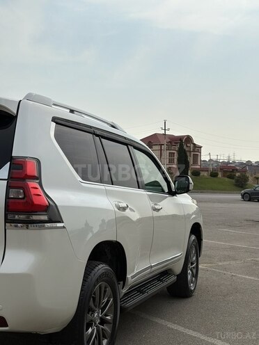 Toyota Land Cruiser Prado 2010, 170,000 km - 2.7 l - Bakı