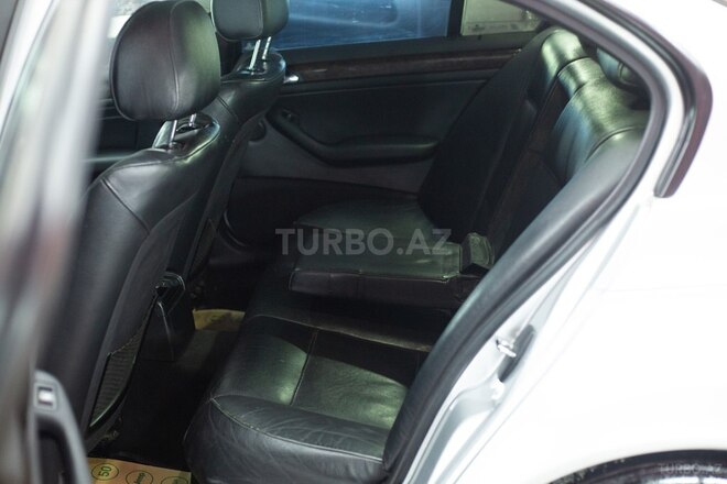 BMW 325 2003, 230,000 km - 2.5 l - Sumqayıt