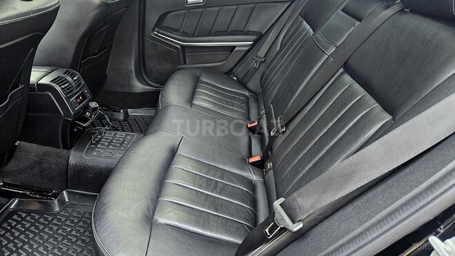 Mercedes E 220 d 2015, 240,000 km - 2.2 л - Bakı