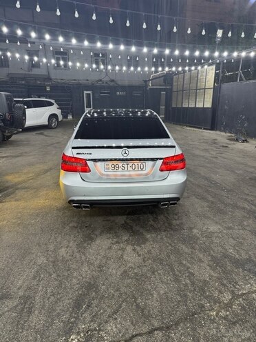 Mercedes E 250 2010, 177,777 km - 1.8 l - Bakı