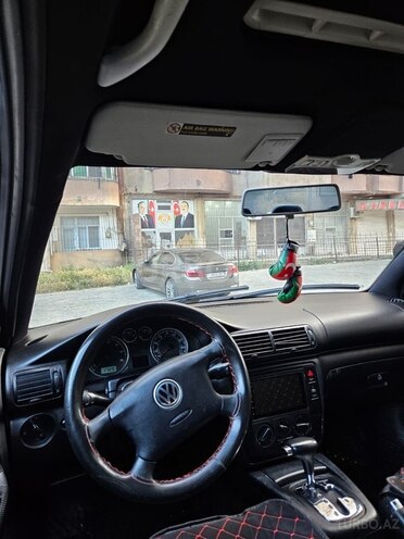 Volkswagen Passat 2002, 235,262 km - 1.8 l - Bakı