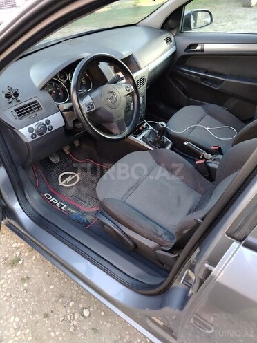 Opel Astra 2006, 400,000 km - 1.3 l - Qusar