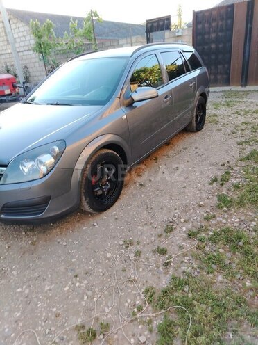 Opel Astra 2006, 400,000 km - 1.3 l - Qusar