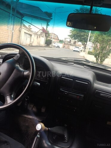 GAZ 3110 2003, 155,000 km - 2.3 l - Gəncə