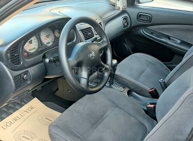 Nissan Sunny-14