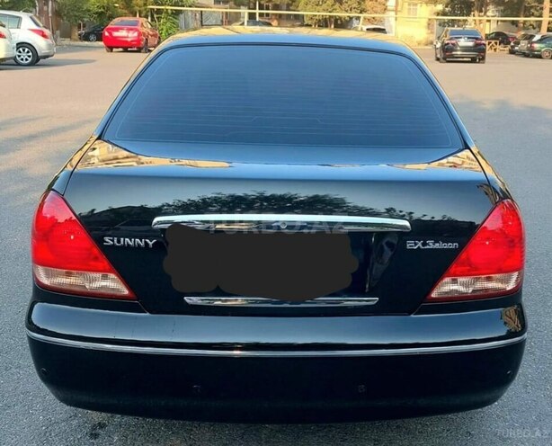 Nissan Sunny-9