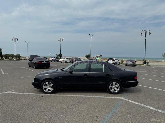 Mercedes E 230 1996, 334,000 km - 2.3 l - Sumqayıt