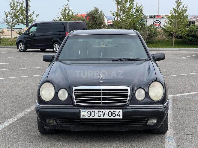 Mercedes E 230 1996, 334,000 km - 2.3 l - Sumqayıt