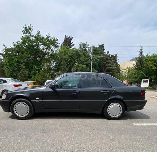Mercedes C 240 1997, 320,000 km - 2.4 л - Bakı