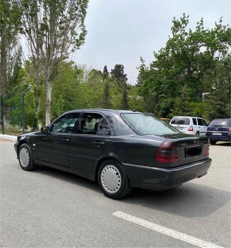 Mercedes C 240 1997, 320,000 km - 2.4 л - Bakı