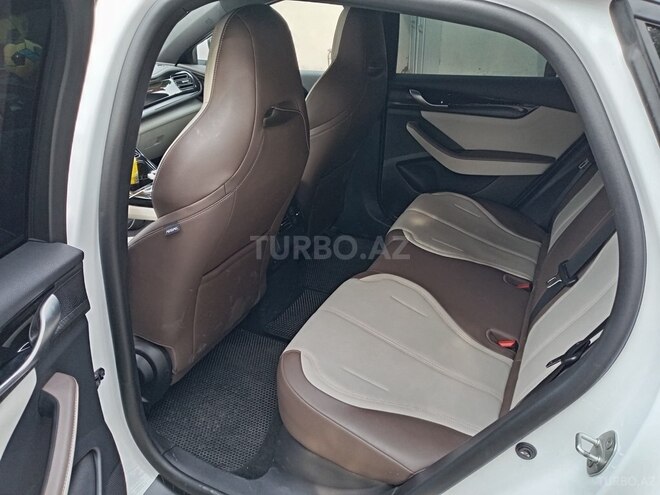 BYD Qin Plus 2025, 12,900 km - 1.5 l - Bakı