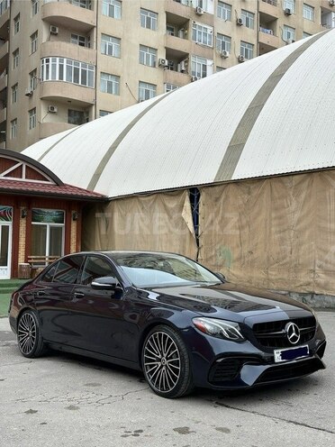 Mercedes E 300 e 4MATIC 2017, 135,000 km - 2.0 l - Bakı
