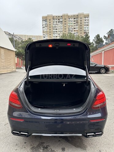 Mercedes E 300 e 4MATIC 2017, 135,000 km - 2.0 l - Bakı