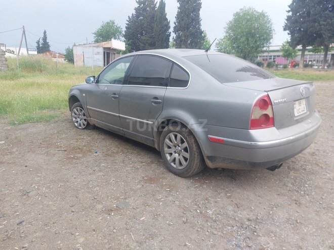 Volkswagen Passat 2003, 220,000 km - 1.8 l - Masallı