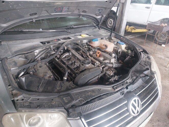 Volkswagen Passat 2003, 220,000 km - 1.8 l - Masallı