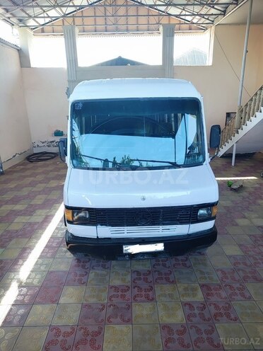 Mercedes 609 D 1995, 260,000 km - 3.9 l - Şəmkir