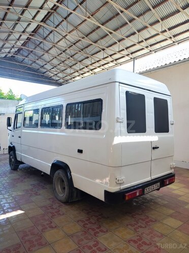 Mercedes 609 D 1995, 260,000 km - 3.9 l - Şəmkir