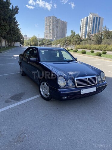 Mercedes E 240 1998, 394,000 km - 2.4 l - Bakı