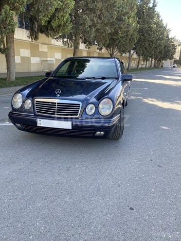Mercedes E 240 1998, 394,000 km - 2.4 l - Bakı
