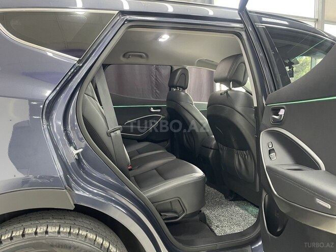Hyundai Santa Fe-5