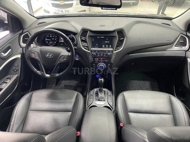 Hyundai Santa Fe-6