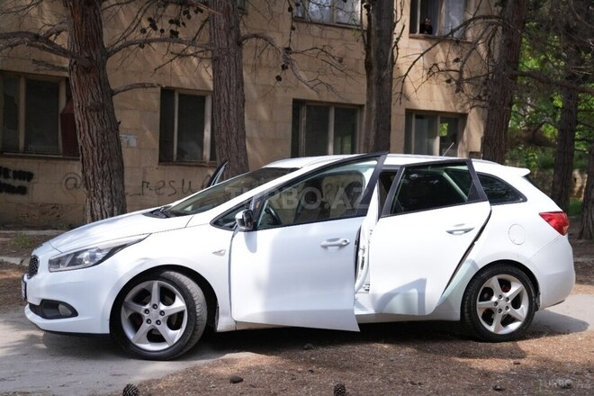 Kia Ceed 2012, 193,000 km - 1.4 l - Bakı