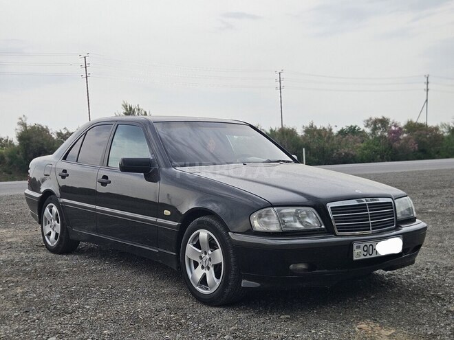 Mercedes C 180 1997, 417,299 km - 1.8 l - Salyan
