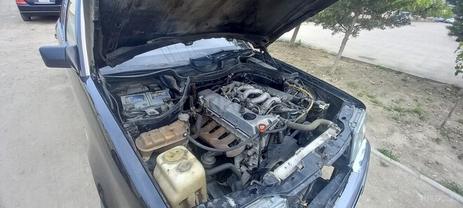Mercedes E 250 1991, 355,568 km - 2.5 l - Sumqayıt