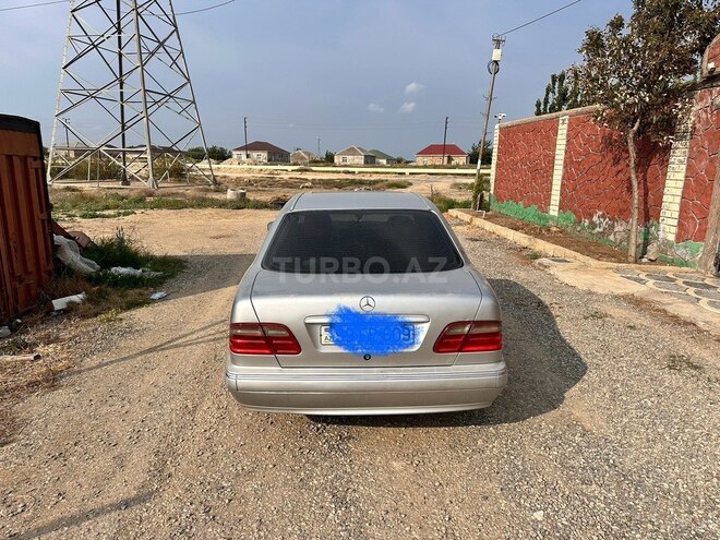 Mercedes E 200 1999, 367,000 km - 2.0 l - Bakı