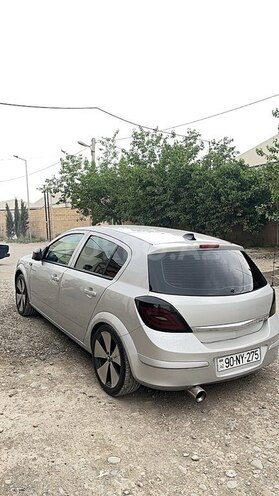 Opel Astra 2009, 230,000 km - 1.4 l - Gəncə