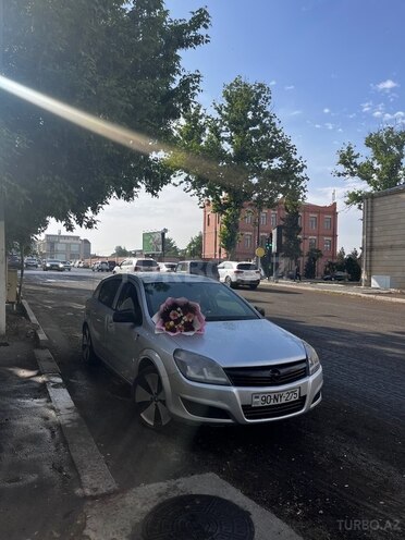 Opel Astra 2009, 230,000 km - 1.4 l - Gəncə