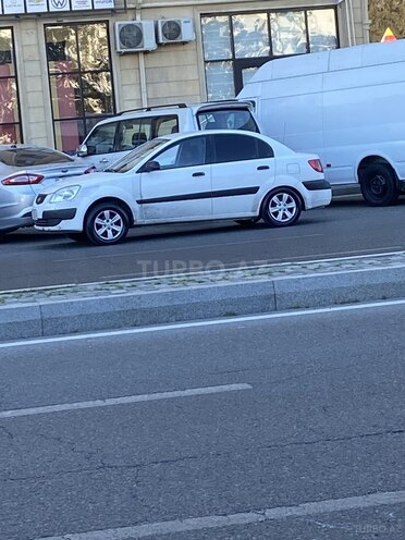 Kia Rio 2008, 360,000 km - 1.4 l - Bakı