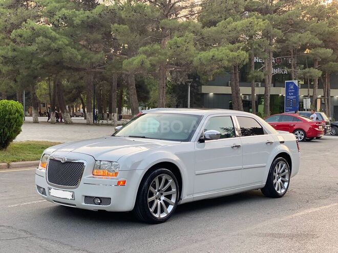 Chrysler 300C 2005, 157,446 km - 3.5 l - Sumqayıt